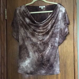 Dress barn flutter sleeves top